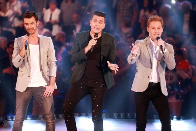 ARD - Das große Schlagerfest . Sänger Florian Silbereisen , Jan Smit und Christoff ( Klubbb3 ) während der ARD Fernsehshow Das große Schlagerfest am 16.04.2016 in Halle Saale.