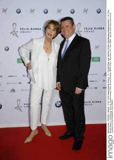 Dr. Christa Maar und Hermann Gröhe (Bundesgesundheitsminister) 14. Felix Burda Award Verleihung, Ehrung, Auszeichnung Felix Burda Stiftung BMW-Welt München 17. April 2016