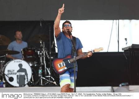April 17, 2016 - Fort Lauderdale, Florida, United States - Singer Billy Currington performs onstage during the 2016 Tortuga Music Festival - Day 3. Fort Lauderdale United States - ZUMAw109