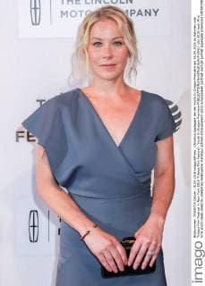 Christina Applegate bei der Youth In Oregon Premiere am 16.04.2016 im Rahmen vom Tribeca Film Festival in New York 2016 Tribeca Film Festival - Youth In Oregon Premiere 