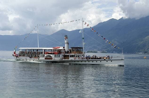 Raddampfer; Ascona; Lago Maggiore, Landschaft - CHE, Schweiz, !AUFNAHMEDATUM GESCHÄTZT!