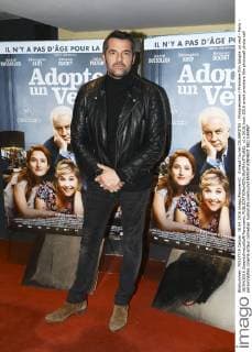 Arnaud Ducret CELEBRITES : Filmpremiere Premiere film Adopte un veuf - Paris - 18 04 2016 GwendolineLeGoff Panoramic 