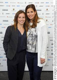 WTA Porsche Tennis Grand Prix. Tennis-Spielerin Annika Beck und Julia Görges anläßlich des WTA Porsche Tennis Grand Prix am 18.04.2016 in der Porsche-Arena Stuttgart.