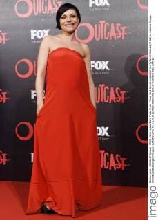Rom, Red Carpet änlässlich der TV Serie Outcast l attrice Antonia Truppo incinta GioiaxBotteghi  0