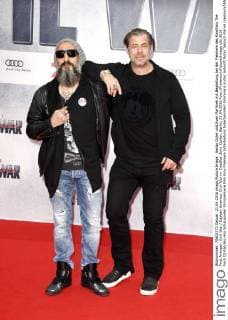 Senay Güler und Sven Martinek mit Begleitung bei der Premiere des Kinofilms The First Avenger: Civil War Captain America: Civil War im CineStar Sony Center. Berlin, 21.04.2016 Foto:xFredericx xFuturexImage