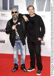 Senay Güler und Sven Martinek mit Begleitung bei der Premiere des Kinofilms The First Avenger: Civil War Captain America: Civil War im CineStar Sony Center. Berlin, 21.04.2016 Foto:xFredericx xFuturexImage