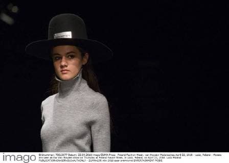 Poland Fashion Week: van Hoyden Modenschau April 22, 2016 - Lodz, Poland - Models are seen at the Van Hoyden show on Thursday at Poland Fasion Week, in Lodz, Poland, on April 22, 2016. Lodz Poland  - ZUMAn230