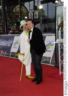 Guido Maria Kretschmer mit Charlie Chaplin 19. Radio Regenbogen Award Verleihung Ehrung Preis Europa-Park Rust Freizeitpark Rust 22. April 2016