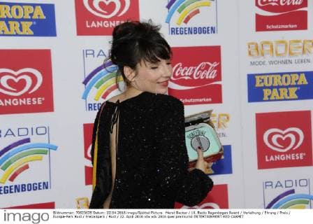 Meret Becker 19. Radio Regenbogen Award Verleihung Ehrung Preis Europa-Park Rust Freizeitpark Rust 22. April 2016