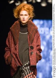 April 22, 2016 - Lodz, Poland - A model walks the runway at the Mara Gibbucci show during the Poland Fashion Week, in Lodz, Poland, on April 22, 2016. Lodz Poland  - ZUMAn230