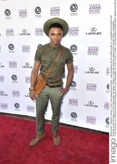 Luke Youngblood bei der Eröffnung des 32. Los Angeles Asian Pacific Film Festivals mit der Premiere von The Tiger Hunter im Aratani Theatre im Japanese American Cultural & Community Center. Los Angeles, 21.04.2016 Foto:xD.xStarbuckx xFuturexImage