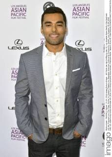 Atif Malik bei der Eröffnung des 32. Los Angeles Asian Pacific Film Festivals mit der Premiere von The Tiger Hunter im Aratani Theatre im Japanese American Cultural & Community Center. Los Angeles, 21.04.2016 Foto:xD.xStarbuckx xFuturexImage