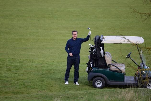 . 23 04 2016. London, United Kingdom. David Cameron and President Obama playing golf.  xAndrewxParsonsx xi-Imagesx IIM-12491-0023