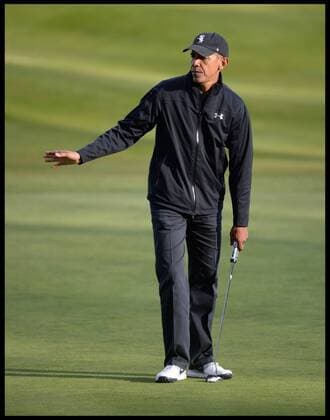 . 23 04 2016. London, United Kingdom. David Cameron and President Obama playing golf. The British Prime Minister David Cameron playing golf against the President of the United States, President Obama at golf at the Grove Golf Club.  xAndrewxParsonsx xi-Imagesx IIM-12491-0039