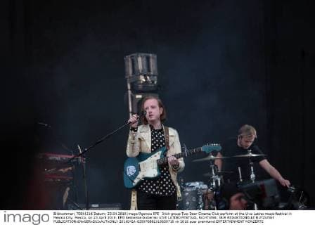 Irish group Two Door Cinema Club perform at the Vive Latino music festival in Mexico City, Mexico, on 23 April 2016. EFE Sashenka Gutierrez VIVE LATINO FESTIVAL !ACHTUNG: NUR REDAKTIONELLE NUTZUNG!  20160424-635970881919650716