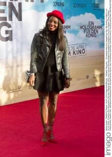 Nikeata Thompson - Europapremiere Ein Hologramm fuer den Koenig in Berlin am 24.04.2016. Premiere Ein Hologramm fuer den Koenig
