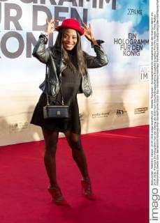 Nikeata Thompson - Europapremiere Ein Hologramm fuer den Koenig in Berlin am 24.04.2016. Premiere Ein Hologramm fuer den Koenig