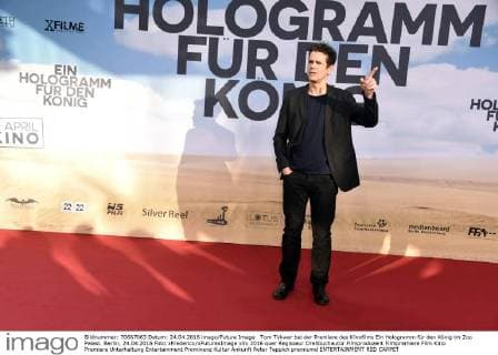 Tom Tykwer bei der Premiere des Kinofilms Ein Hologramm für den König im Zoo Palast. Berlin, 24.04.2016 Foto:xFredericx xFuturexImage