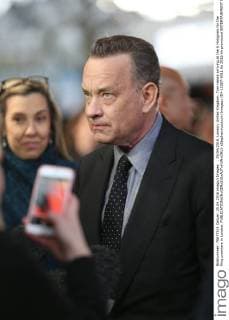 . 25 04 2016. London, United Kingdom. Tom Hanks arriving at the A Hologram for the King premiere in London.  xStephenxLockx xi-Imagesx IIM-12507-0011