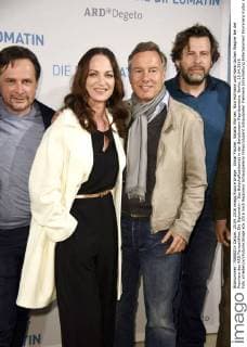 Elmar Fischer, Natalia Wörner, Nico Hofmann und Hans-Jochen Wagner bei der Premiere des ARD Fernsehfilms Die Diplomatin - Das Botschaftsattentat in der Bertelsmann Repräsentanz. Berlin, 25.04.2016 Foto:xFredericx xFuturexImage
