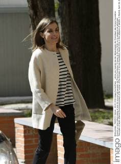 Letizia von Spanien bei der Bekanntgabe der Preisträger des Girona Foundation Awards La reina Letizia asiste al acto de anuncio del ganador del Premio Fundacion Princesa de Girona 2016, en la categoria de ?Entidad. The queen of Spain attends the announcement of the winner of the Princess of Girona Foundation Award 2016 in the category of ?Entity in Madrid, April 26, 2016. Photo by J. Luis Cuesta 261 Cordon Press. Cordon Press  JosexLuisxCuesta