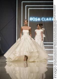 April 26, 2016 - Barcelona, Catalonia, Spain - Models walk the runway presenting wedding dresses of the Spring Summer 2017 collection during the Rosa Clara catwalk show at the Barcelona Bridal Fashion Week 2016 Barcelona Spain - ZUMAo105