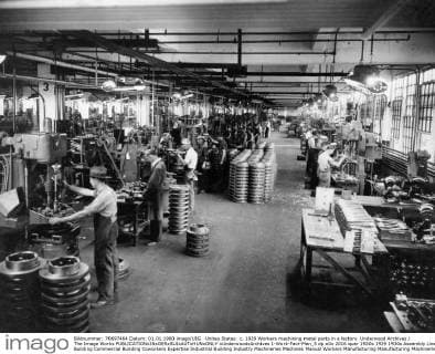 Unites States: c. 1929 Workers machining metal parts in a factory. Underwood Archives The Image Works xUnderwoodxArchives 1-Work-Fact-Men_5