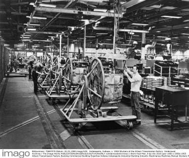 Indianapolis, Indiana: c. 1955 Workers at the Allison Transmission factory. Underwood Archives The Image Works xUnderwoodxArchives 1-Work-Fact-Men_9
