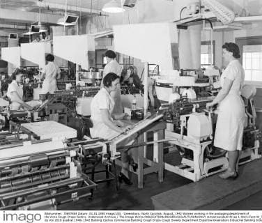 Greensboro, North Carolina: August, 1942 Women working in the packaging department of the Vicks Cough Drops factory. Underwood Archives The Image Works xUnderwoodxArchives 1-Work-Fact-W_7