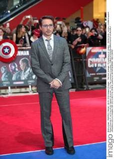 The First Avenger Filmpremiere in London . 26 04 2016. London, United Kingdom. Robert Downey Jr arriving at the Captain America : Civil War premiere in London.  xStephenxLockx xi-Imagesx IIM-12513-0023