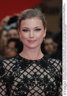 The First Avenger Filmpremiere in London Canadian actress Emily Vancamp attends the UK Premiere of Captain America: Civil War at Westfield in London on April 26, 2016.  LON20160426224 PAULxTREADWAY