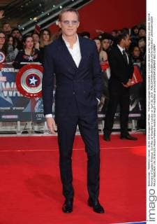 The First Avenger Filmpremiere in London British actor Paul Bettany attends the UK Premiere of Captain America: Civil War at Westfield in London on April 26, 2016.  LON20160426204 PAULxTREADWAY