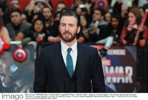 April 26, 2016 - England, United Kingdom - Chris Evans attends the European Premiere of Captain America: Civil War at Westfield London. United Kingdom - ZUMAs147