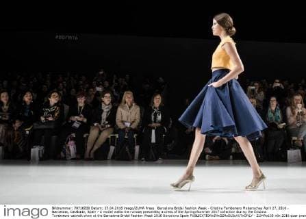 Barcelona Bridal Fashion Week - Cristina Tambonero Modenschau April 27, 2016 - Barcelona, Catalonia, Spain - A model walks the runway presenting a dress of the Spring Summer 2017 collection during the Cristina Tamborero catwalk show at the Barcelona Bridal Fashion Week 2016 Barcelona Spain - ZUMAo105