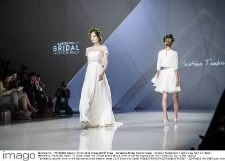 Barcelona Bridal Fashion Week - Cristina Tambonero Modenschau April 27, 2016 - Barcelona, Catalonia, Spain - A model walks the runway presenting a dress of the Spring Summer 2017 collection during the Cristina Tamborero catwalk show at the Barcelona Bridal Fashion Week 2016 Barcelona Spain - ZUMAo105