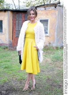 Nazan Eckes, Moderatorin Opening COS & Michael Sailstorfer Cooperation Projekt SILVER CLOUD in Berlin, 27.04.2016 COS & Michael Sailstorfer Cooperation Projekt