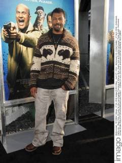 April 27, 2016 - Hollywood, CA, United States - 27 April 2016 - Hollywood, California - Deon Cole. Arrivals for the Los Angeles Premiere of Warner Bros. Keanu held at ArcLight Hollywood. Photo Credit: Hollywood United States - ZUMAa123