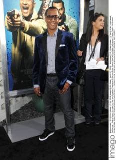 April 27, 2016 - Hollywood, CA, United States - 27 April 2016 - Hollywood, California - Andre Royo. Arrivals for the Los Angeles Premiere of Warner Bros. Keanu held at ArcLight Hollywood. Photo Credit: Hollywood United States - ZUMAa123