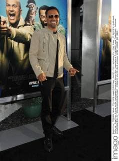 April 27, 2016 - Hollywood, CA, United States - 27 April 2016 - Hollywood, California - Mike Epps. Arrivals for the Los Angeles Premiere of Warner Bros. Keanu held at ArcLight Hollywood. Photo Credit: Hollywood United States - ZUMAa123