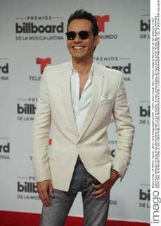 Puerto Rican singer Marc Anthony poses as he arrives at the ceremony of the Latin Music Billboard Awards at the BankUnited Center in Coral Gables, Florida, United States, 28 April 2016. LATIN MUSIC BILLBOARD AWARDS !ACHTUNG: NUR REDAKTIONELLE NUTZUNG!  CGS033 20160429-635974980045690292