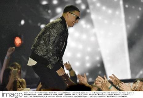 Latin artist Daddy Yankee perform during the 2016 Billboard Latin Music Awards at the Bank United Center, University of Miami, Miami, Florida on April 28, 2016.  MIA20160428118 GARYxIxROTHSTEIN