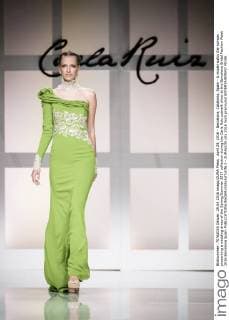 April 29, 2016 - Barcelona, Catalonia, Spain - A model walks the runway presenting a wedding dress of the Spring Summer 2017 collection during the Carla Ruiz catwalk show at the Barcelona Bridal Fashion Week 2016 Barcelona Spain - ZUMAo105