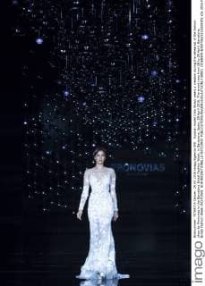 Russian model Irina Shayk wears a creation during the rehearsal of the fashion show by Pronovias in the Barcelona Bridal Fashion Week, in Barcelona, Spain, 29 April 2016. The event runs from 26 to 29 April. Barcelona Bridal Fashion Week !ACHTUNG: NUR REDAKTIONELLE NUTZUNG!  BRI01 20160429-635975625215324305