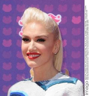 February 19, 2016 - Los Angeles, CA, United States - 30 April 2016 - Los Angeles, California - Gwen Stefani. Arrivals for the 2016 Radio Disney Music Awards held at the Microsoft Theater. Photo Credit: Los Angeles United States - ZUMAa123
