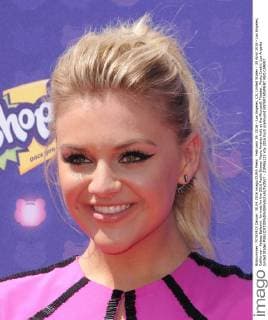 February 19, 2016 - Los Angeles, CA, United States - 30 April 2016 - Los Angeles, California - Kelsea Ballerini. Arrivals for the 2016 Radio Disney Music Awards held at the Microsoft Theater. Photo Credit: Los Angeles United States - ZUMAa123