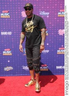 February 19, 2016 - Los Angeles, CA, United States - 30 April 2016 - Los Angeles, California - Flo Rida. Arrivals for the 2016 Radio Disney Music Awards held at the Microsoft Theater. Photo Credit: Los Angeles United States - ZUMAa123