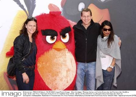 Nina Kronjäger, Thomas Heinze und Jackie Brown bei der Premiere des Kinofilms Angry Birds: Der Film The Angry Birds Movie im CineStar Sony Center. Berlin, 01.05.2016 Foto:xA.xBuggex xFuturexImage