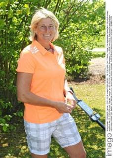 19. TOPILEAN Golf Charity Turnier. Die ehemalige Fußballerin Silke Rottenberg anläßlich des 19. TOPILEAN Golf Charity Turniers am 02.05.2016 im im Golfclub Neuzenhof.