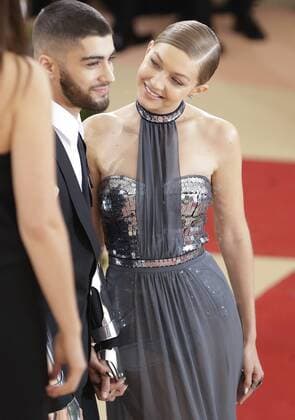 MET Gala 2016 Gigi Hadid and Zayn Malik arrive on the red carpet at the Costume Institute Benefit at The Metropolitan Museum of Art celebrating the opening of Manus x Machina: Fashion in an Age of Technology in New York City on May 2, 2016.  NYP20160502109 JOHNxANGELILLO