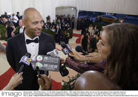 MET Gala 2016 Derek Jeter arrives on the red carpet at the Costume Institute Benefit at The Metropolitan Museum of Art celebrating the opening of Manus x Machina: Fashion in an Age of Technology in New York City on May 2, 2016.  NYP20160502136 JOHNxANGELILLO